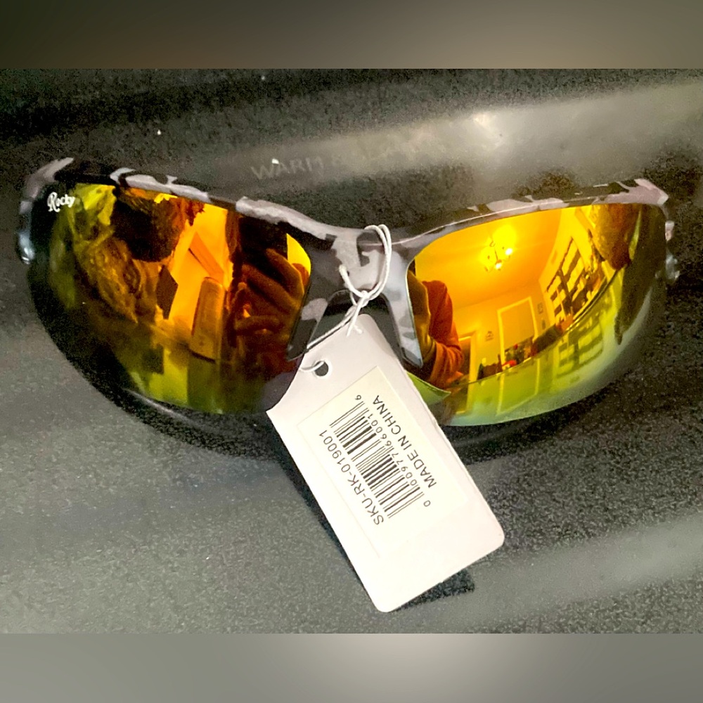 ⚜️NWT ‘ROCKY’ SPY OPTIC SUNGLASSES W/CITY CAMO DESIGN⚜️